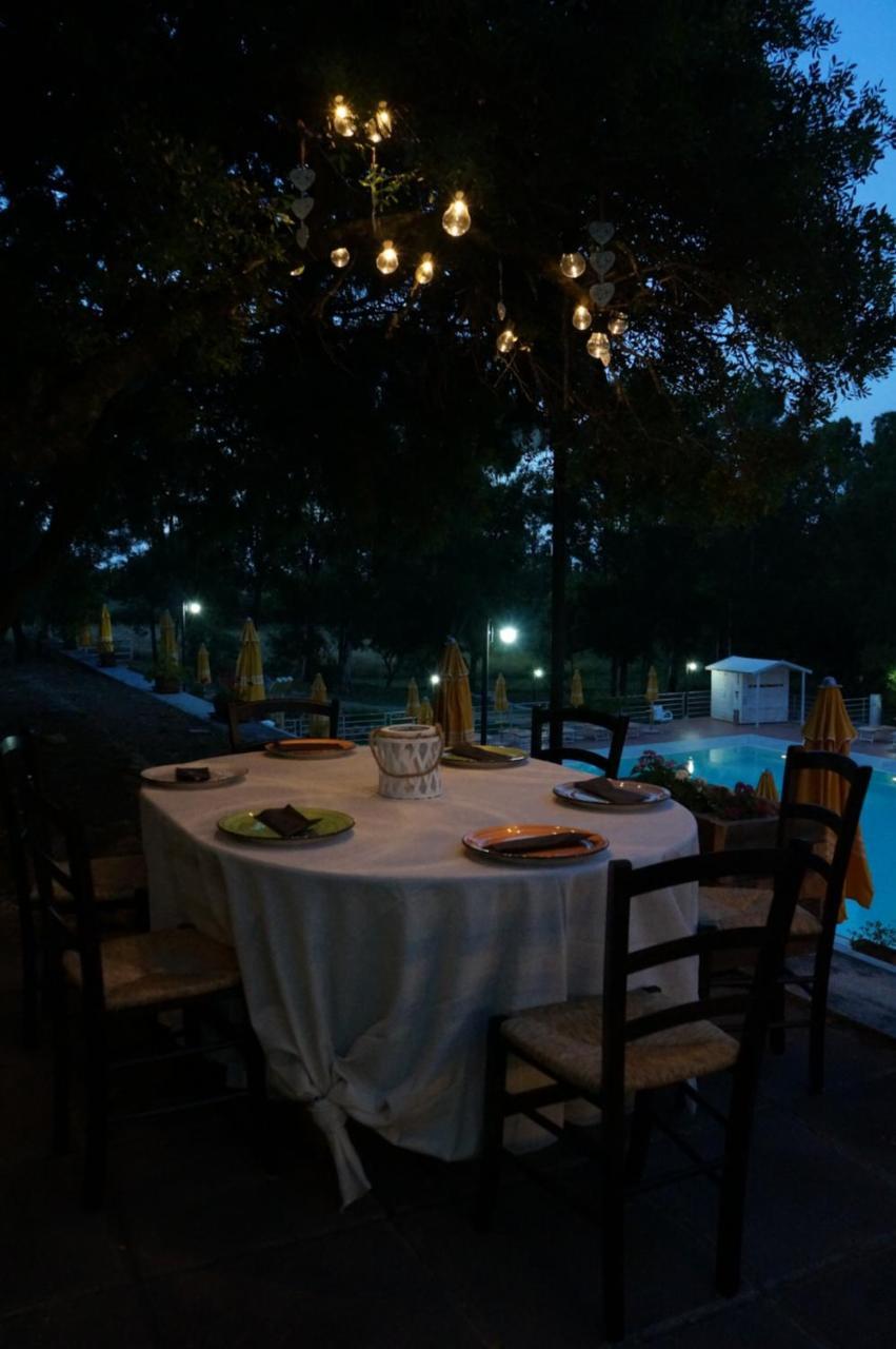 Villaggio Camping Golfo Di Arzachena Cannigione Exteriör bild