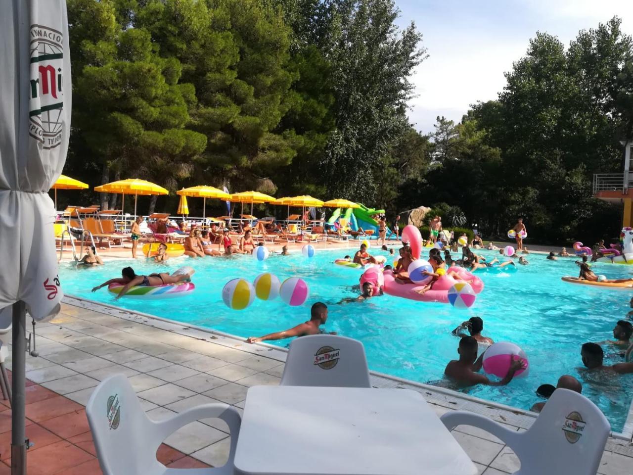 Villaggio Camping Golfo Di Arzachena Cannigione Exteriör bild