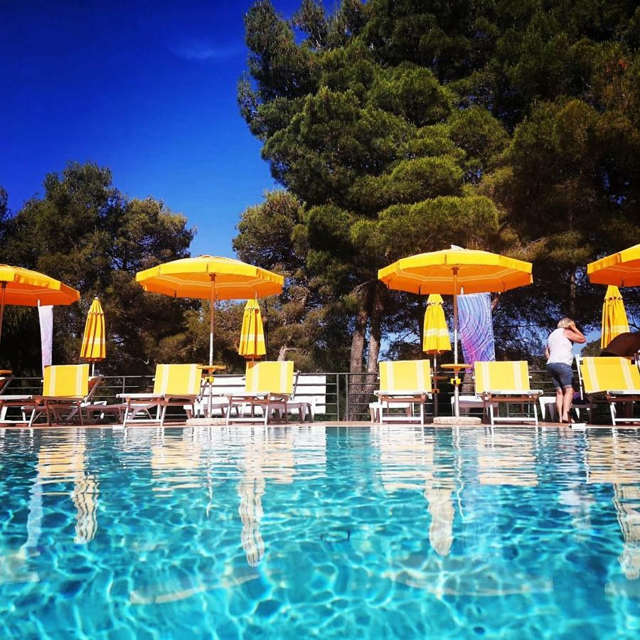 Villaggio Camping Golfo Di Arzachena Cannigione Exteriör bild